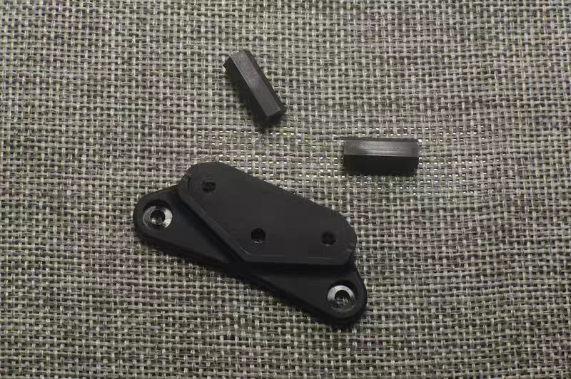 #AU03252 BUMPER MOUNT