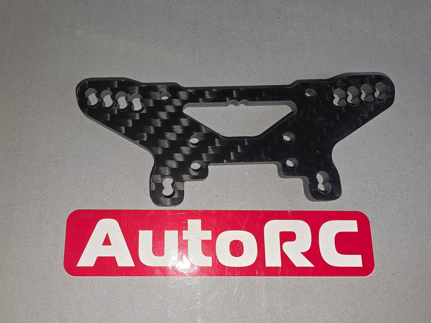 #AU03713a CARBON SHOCK TOWER FRONT -2MM OFFSET