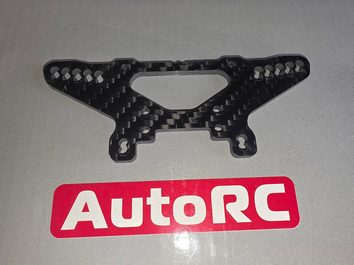 #AU03714a CARBON SHOCK TOWER REAR +2MM OFFSET